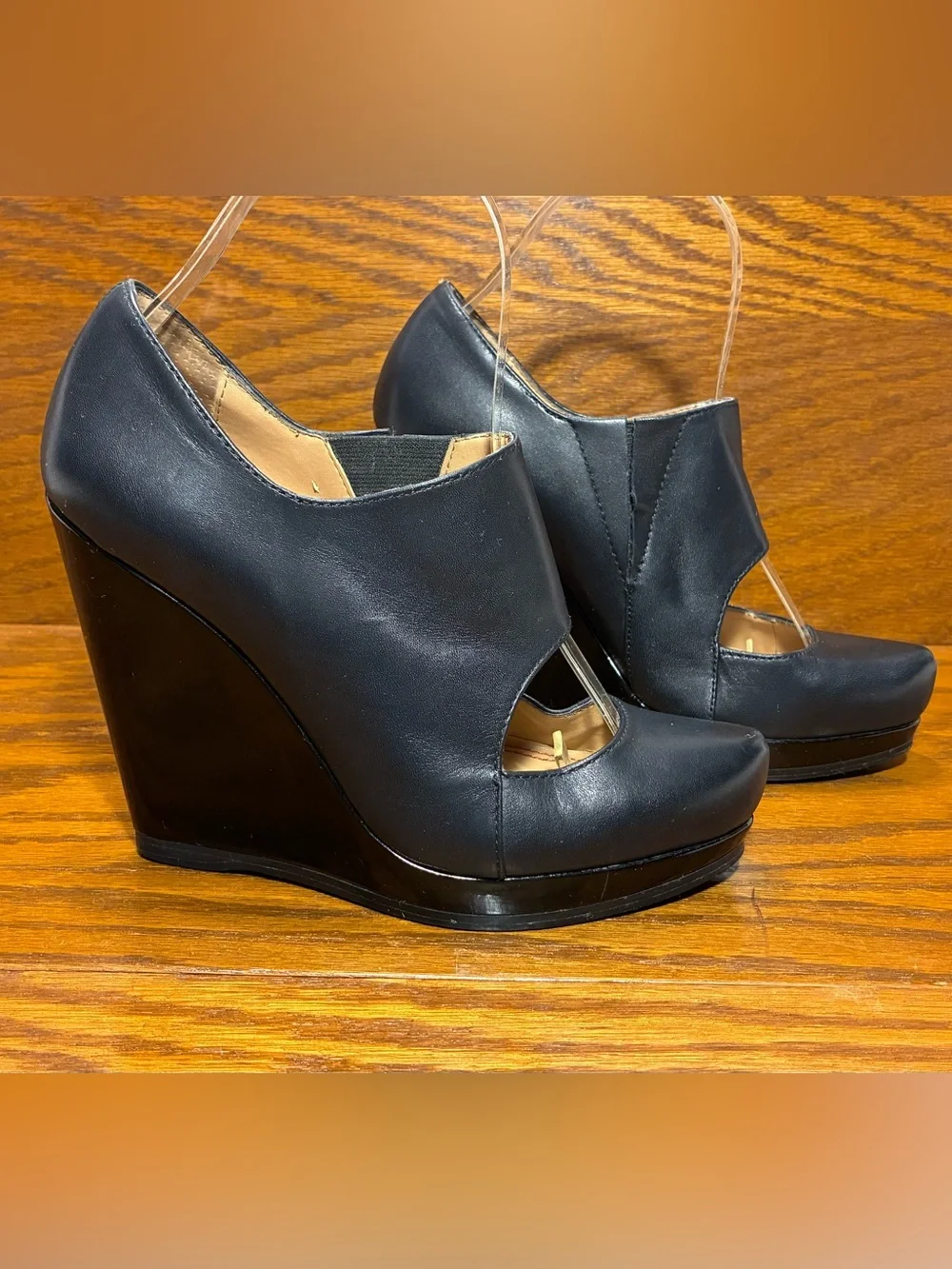 5/48 Saks Fifth Ave Black Leather Patent Platform Wedges EU 36 US 5.5